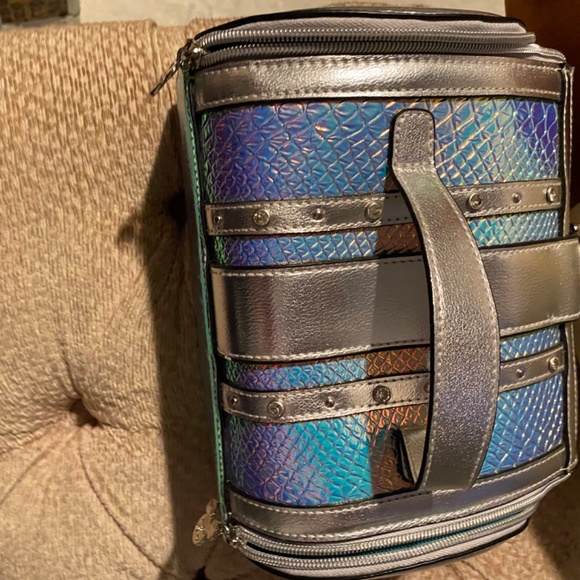 Disney Spectrum Limited Edition Little Mermaid 5 Makeup vegan Brush Set Rare! - Picture 5 of 12